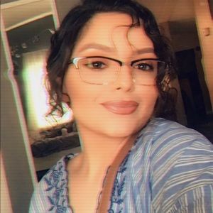 Meet your Posher, Destiny